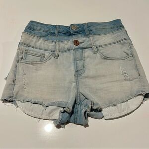 ✅Bundle! 2 SO Shorties Distressed Denims - Juniors size 7